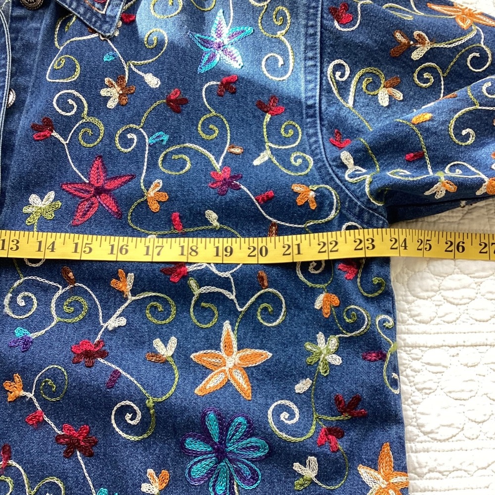 Denim Embroidered Flowers Jean Shirt Jacket Womens Size 1X Button Up Multicolor - Picture 8 of 14